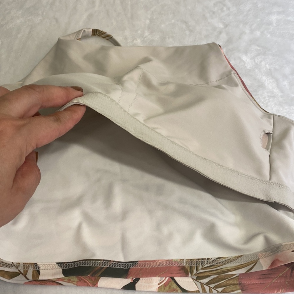Old Navy Sports Bra L - Picture 5 of 7